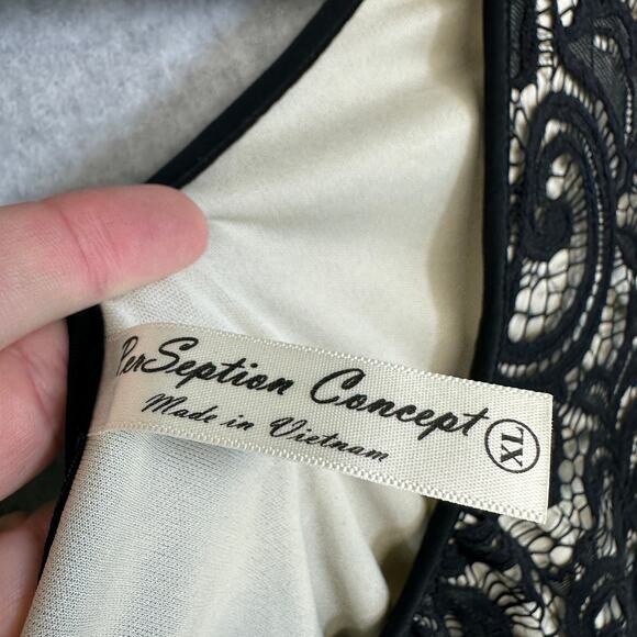 PerSeption Concept Top Womens Size XL Black Floral 3/4 Sleeve Lined Crochet Lace - Picture 5 of 12